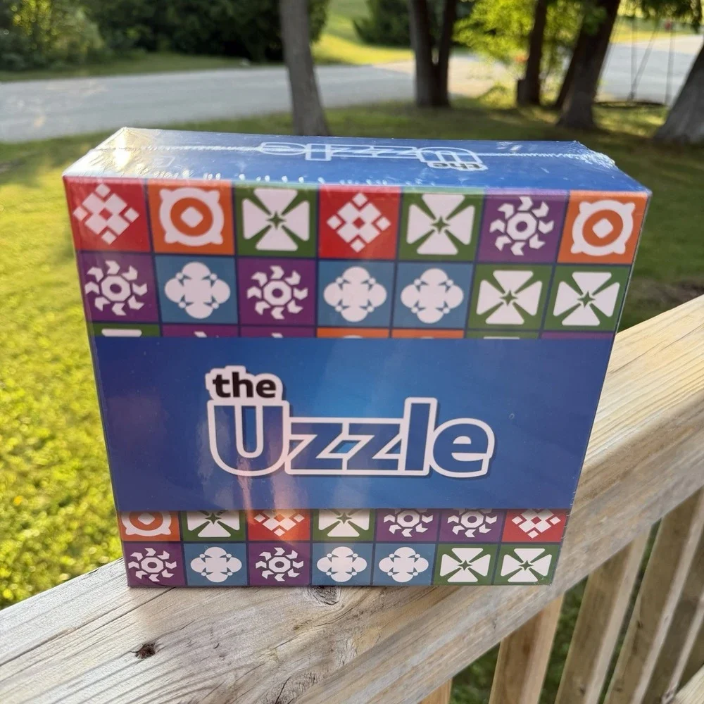 The Uzzle Family Board Game NEW Factory Sealed Block Puzzle 2-4 Players Ages 4+